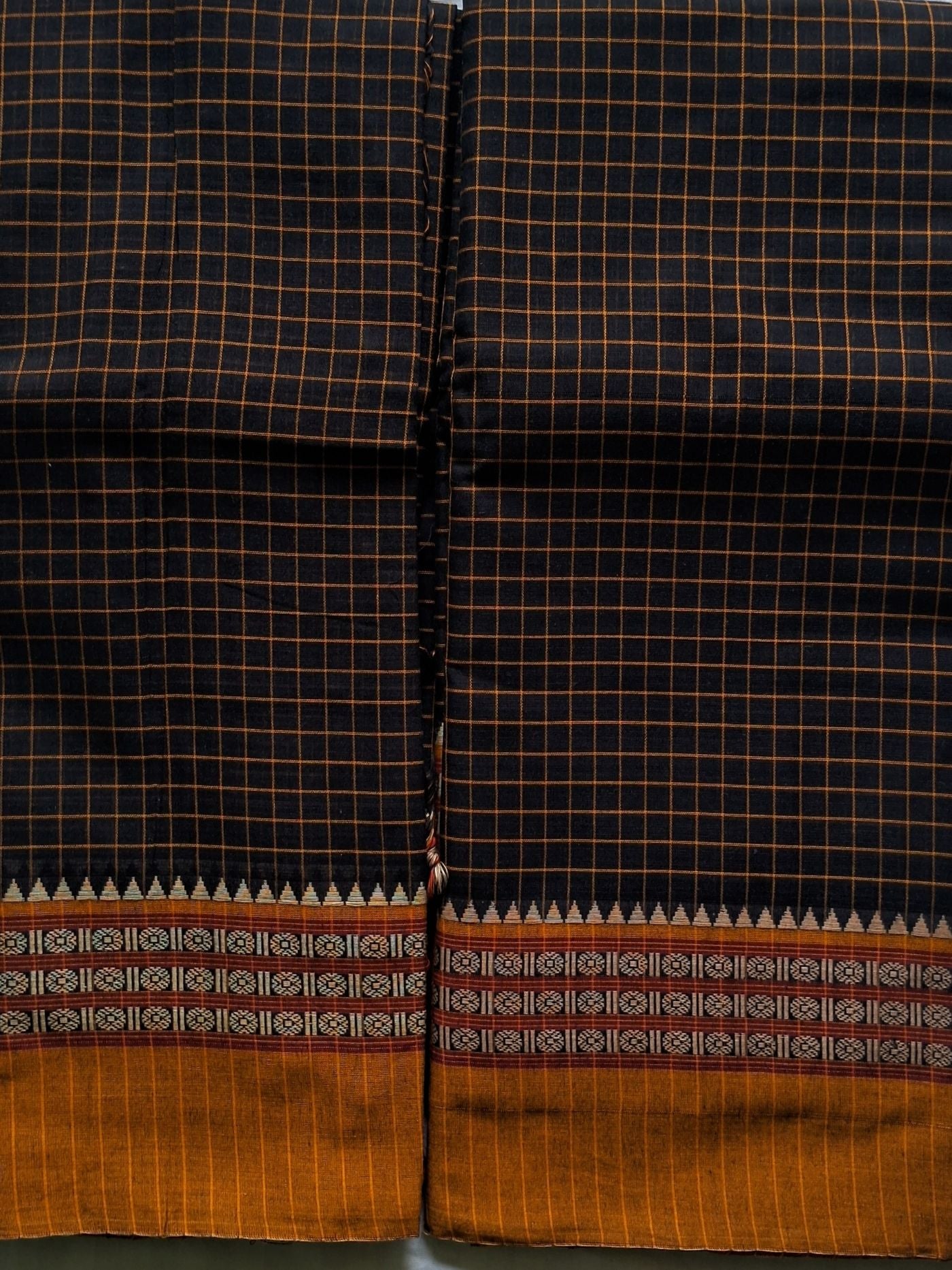 BLACK NARAYANPET HANDLOOM COTTON SUIT