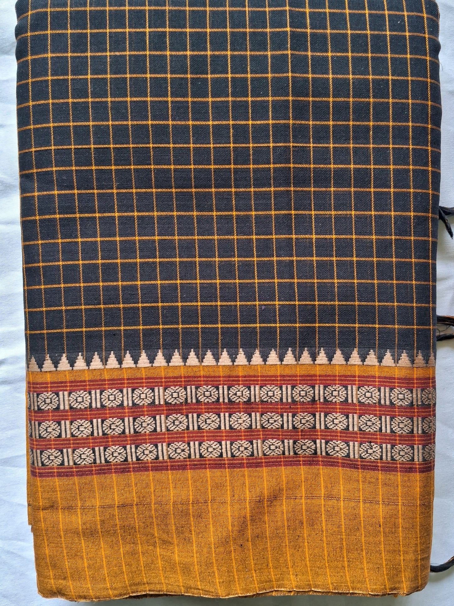 BLACK NARAYANPET HANDLOOM COTTON SUIT