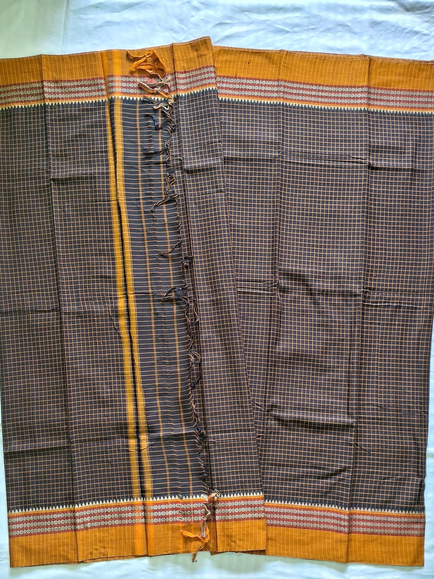 BLACK NARAYANPET HANDLOOM COTTON SUIT