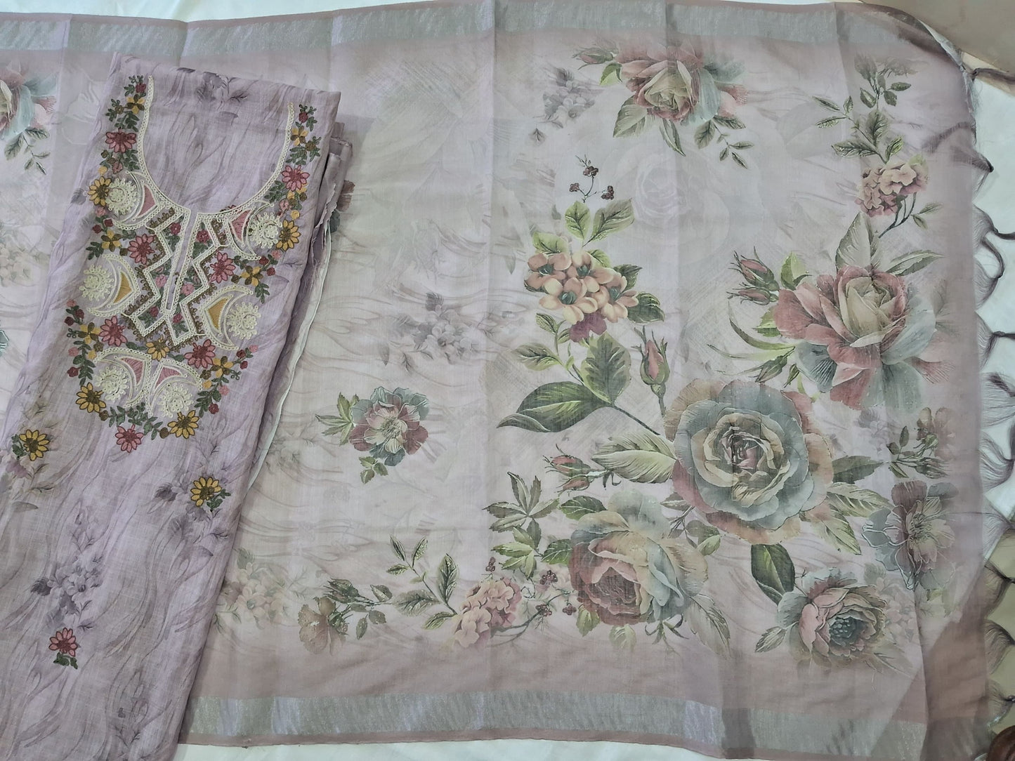 LIGHT MAUVE LINEN EMBROIDERED SUIT
