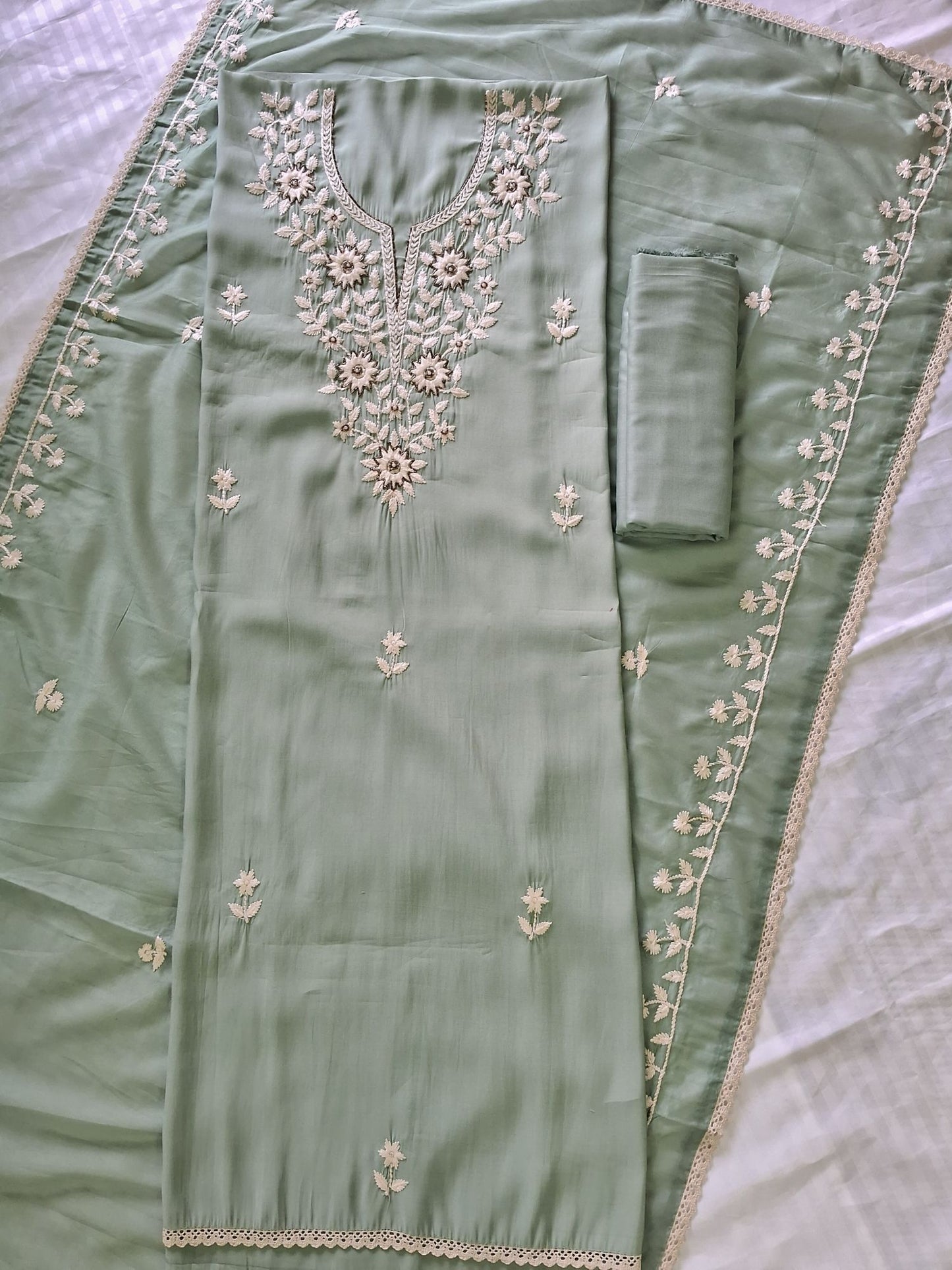 PISTA WHITE EMBROIDERED COTTON SUIT
