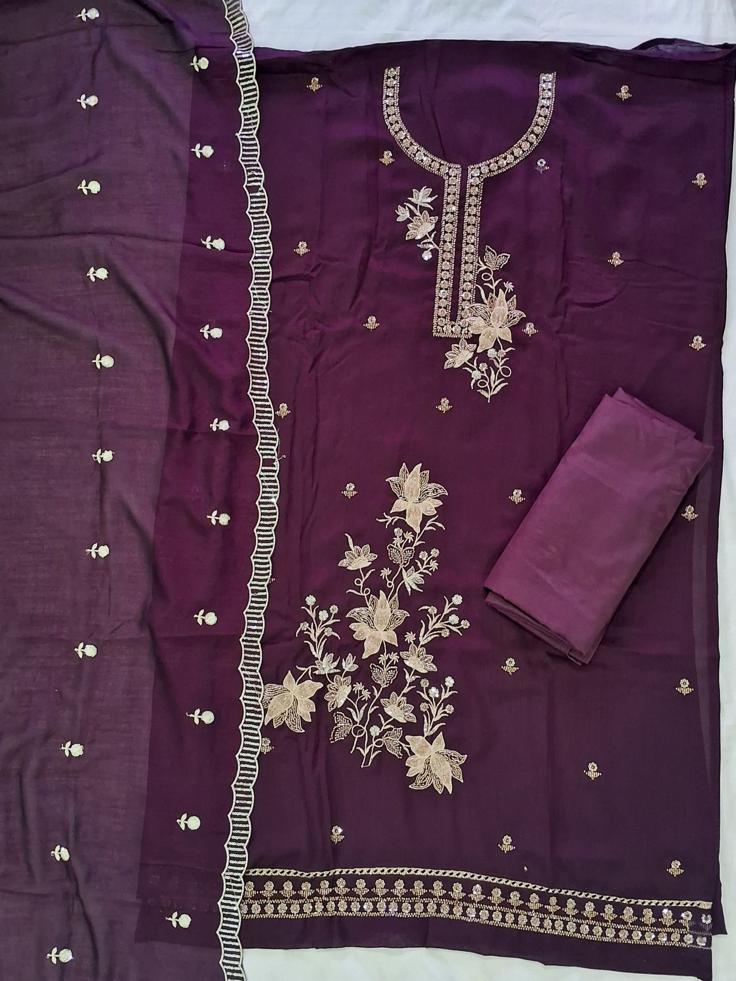 PLUM EMBROIDERED SUIT